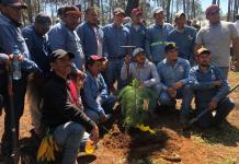 ”Mi hijo está presente con este árbol”: Brigadista recuerda a su hijo caído en el incendio forestal de Tapalpa