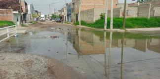 Inundaciones y drenajes colapsados: el día a día en la colonia La Duraznera, en Tlaquepaque