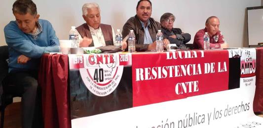 Organizaciones de maestros y de la sociedad civil exigen que en Jalisco se distribuyan los libros de texto