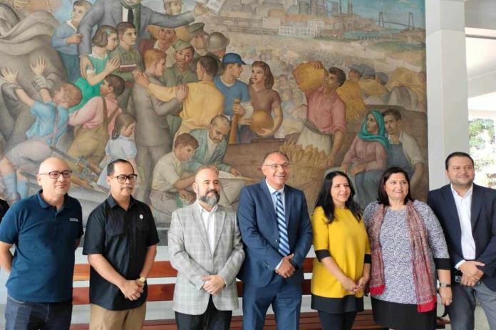 Inician obras de restauración y conservación de murales de José Atanasio Monroy, en el CUCEI