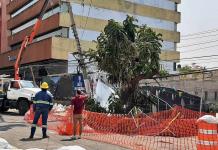 CFE, cableras y Siapa intervienen socavón de Mariano Otero