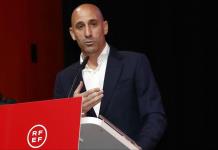 Luis Rubiales será juzgado en febrero de 2025 por el beso a una jugadora