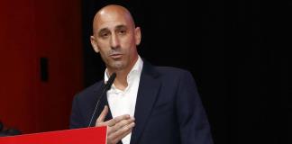 Luis Rubiales será juzgado en febrero de 2025 por el beso a una jugadora