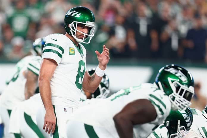 Mariscal de los Jets, Aaron Rodgers, baja por lesión por todo 2023 en la NFL