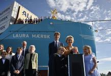 La naviera danesa Maersk bautiza el primer buque propulsado por metanol verde