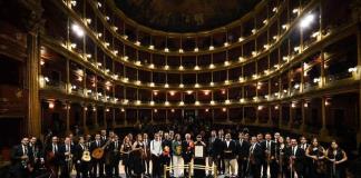 Entre homenajes, la Orquesta Típica de Jalisco se presentó en el Teatro Degollado por su 44 aniversario
