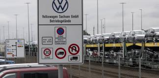 Volkswagen recorta empleos en fábrica de coches eléctricos en Alemania