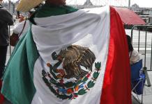 El orgullo inunda las calles de México antes de un festejo especial de la Independencia
