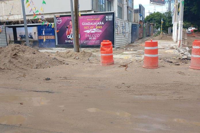Obras en Guadalajara, sin señales de advertencia en sus alrededores