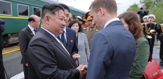 Kim termina visita a Rusia con sentido agradecimiento a Putin