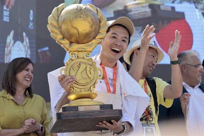 Un cocinero japonés gana en España el concurso a la mejor paella del mundo