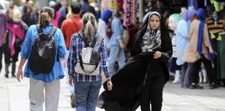 Irán endurece las sanciones contra las mujeres que se niegan a usar velo