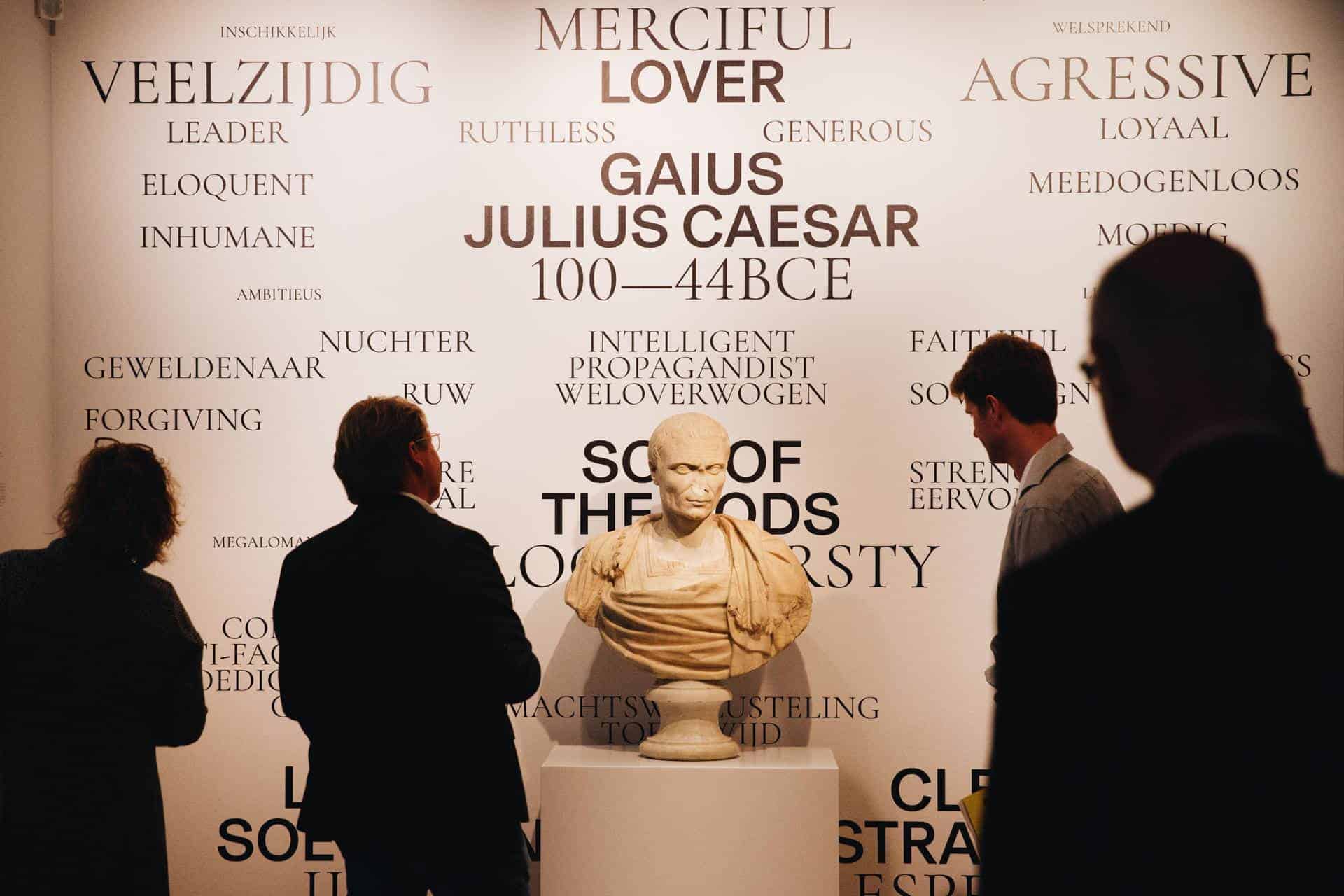 Julio Cesar, el militar y el mito en una exposición de arte en Ámsterdam