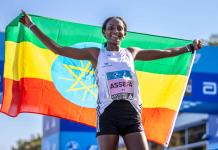 La etíope Assefa pulveriza el récord mundial de maratón en Berlín