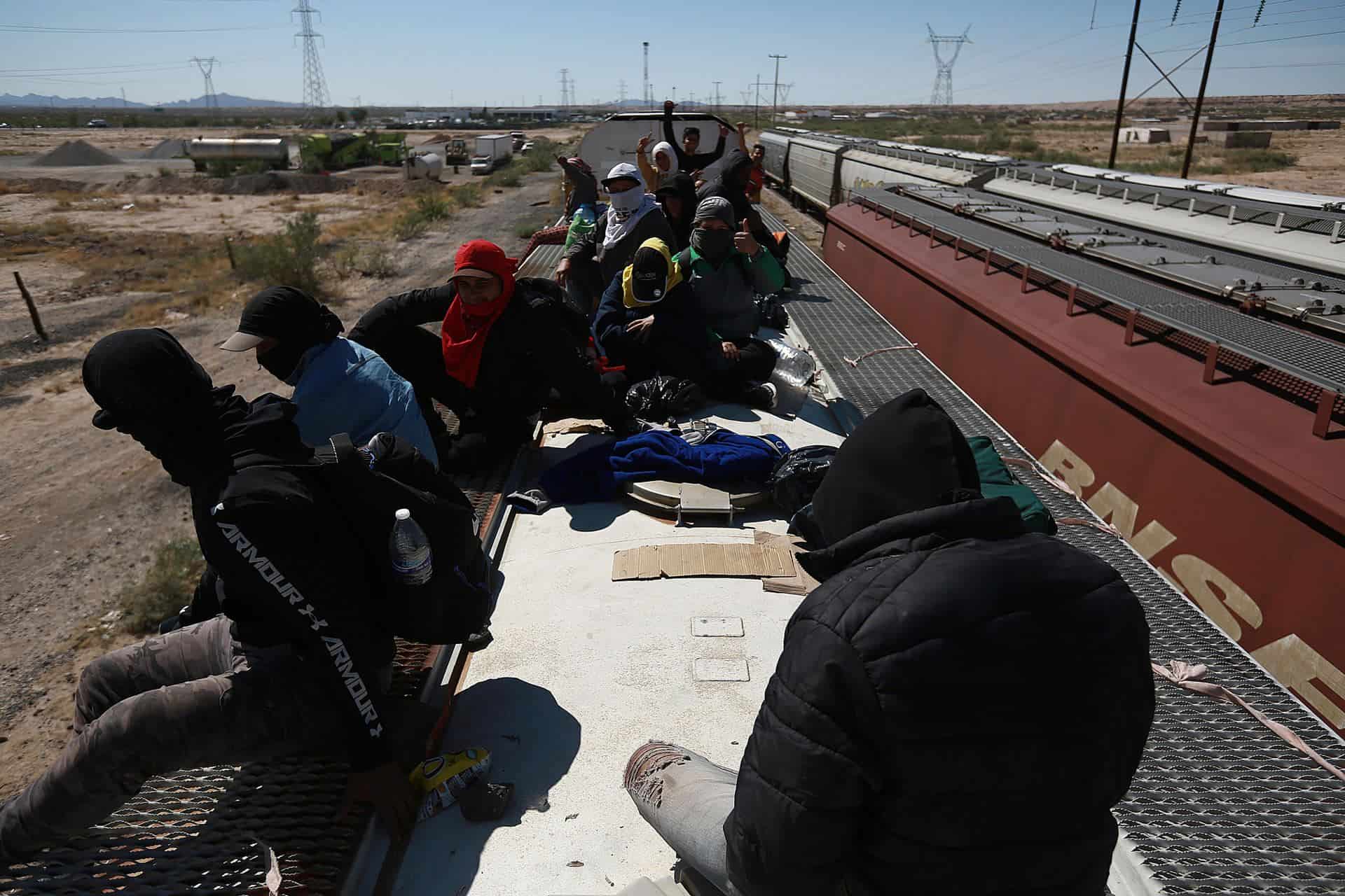 México reporta la llegada de hasta 16.000 migrantes diarios a sus fronteras