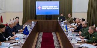 Cancilleres de UE prometen apoyo duradero a Ucrania en reunión histórica en Kiev