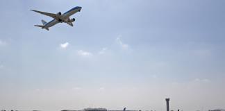 Retrasos y suspensiones de vuelos en Chile por huelga de controladores aéreos