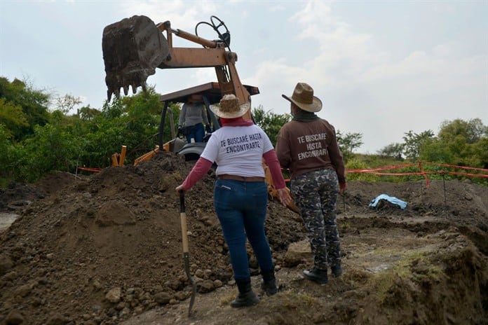 México rebasa las 5 mil 600 fosas clandestinas