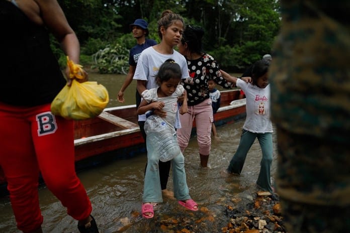 Costa Rica abre centro para migrantes
