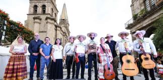 Otorgan la Medalla Cirilo Marmolejo a El Mariachi Tradicional Los Once Pueblos de Colima