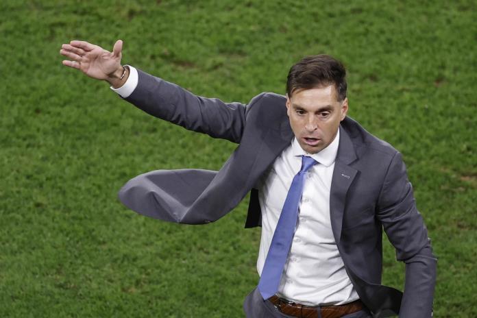El Sevilla nombra al uruguayo Diego Alonso como nuevo entrenador