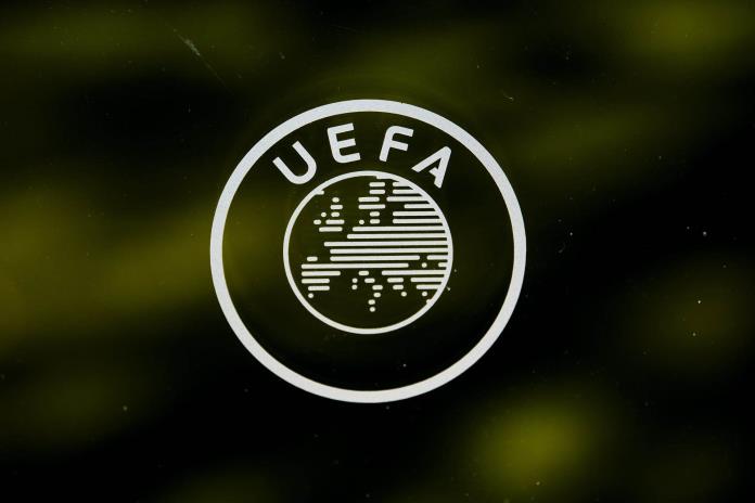 La UEFA invertirá mil millones de euros en el fútbol femenino hasta 2030