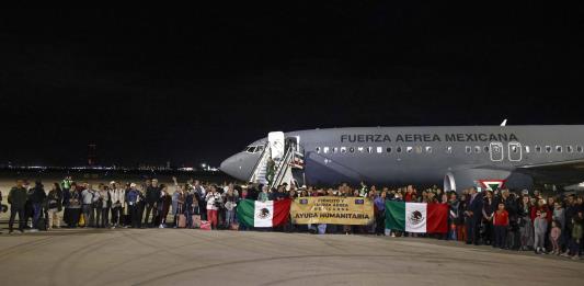 México repatria a 287 personas desde Israel