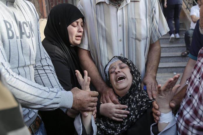 Al menos 500 muertos en un bombardeo israelí en un hospital de Gaza, según Hamás