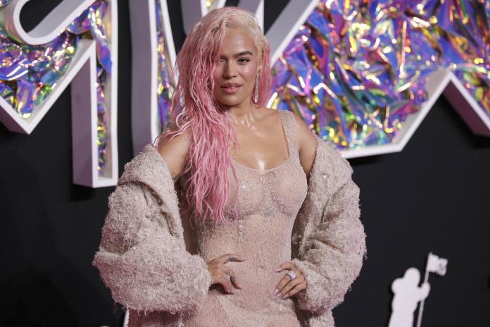 Karol G anuncia concierto en el Estadio Azteca para el 8 de febrero de 2024 Karol G anuncia concierto en el Estadio Azteca para el 8 de febrero de 2024