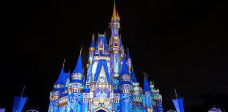 Disney World ilumina la Navidad con la Rana René, Bella y el castillo de Cenicienta