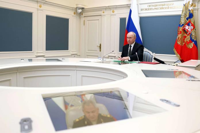 Justicia rusa declara agente extranjero a un ex primer ministro opuesto a ofensiva en Ucrania