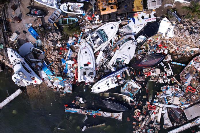 México localiza y saca de Acapulco a 263 extranjeros de 15 países tras huracán Otis México localiza y saca de Acapulco a 263 extranjeros de 15 países tras huracán Otis