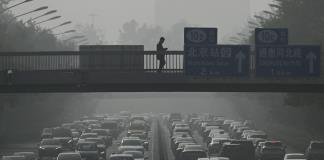 Fuerte contaminación atmosférica en Pekín hasta mediados de noviembre