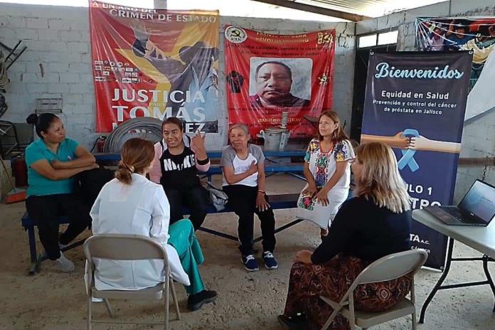 Llevan atención médica e información de prevención en salud a comunidad indígena de Tlajomulco Llevan atención médica e información de prevención en salud a comunidad indígena de Tlajomulco