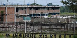 Ocupan cuarto penal en Venezuela tras rendición de pandilleros que lo controlaban