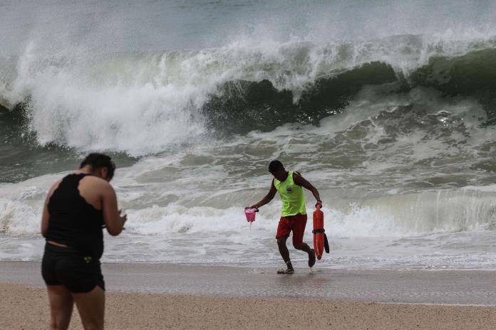 La tormenta Pilar se aleja de México pero persiste la advertencia de lluvias La tormenta Pilar se aleja de México pero persiste la advertencia de lluvias
