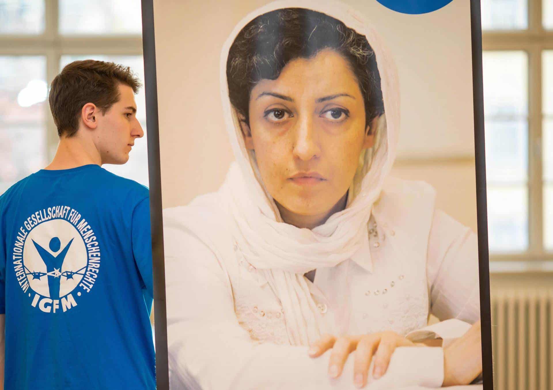 Irán detiene a Narges Mohammadi, Nobel de la Paz 2023, en Mashhad