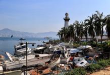 Escepticismo y urgencia en Acapulco para reactivar el turismo tras golpe de Otis en México
