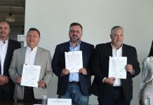 CUCiénega y Gobierno y Preparatoria Regional de Atotonilco el Alto firman convenio de colaboración