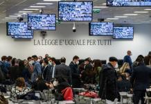 Más de 300 mafiosos se enfrentan a duras penas en un macrojuicio en Italia