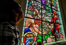 Vidrio, luz y color, el arte del vitral en La Habana