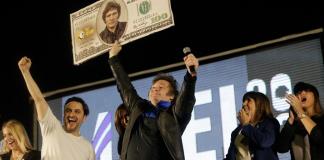 Milei, el popular ultraliberal que llega amordazado al balotaje de Argentina