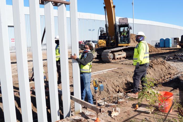Jardín Binacional desaparece por obras del muro de Trump en la frontera California-México