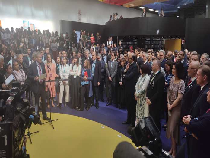 Con recibimiento orquestal, inauguran el Pabellón de la Unión Europea en la FIL 2023 Con recibimiento orquestal, inauguran el Pabellón de la Unión Europea en la FIL 2023