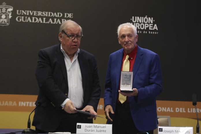 Reconocen trayectoria de más de 50 años del arqueólogo Joseph Mountjoy Reconocen trayectoria de más de 50 años del arqueólogo Joseph Mountjoy