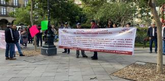 Ex trabajadores de Ferromex se manifiestan para exigir una indemnización justa