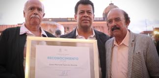 Entregan reconocimiento post mortem a José Merced García, fundador de la Rondalla Tapatía