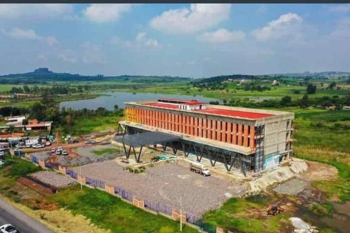 Asignarán $380 millones para Peribús en Tonalá y $317 millones para concluir el Hospital Civil de Oriente, en 2024