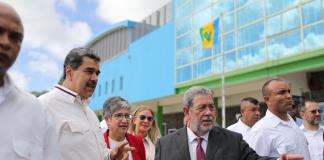 Presidentes de Venezuela y Guyana buscan cara a cara desescalar tensión