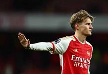 El capitán del Arsenal Martin Odegaard seguirá de baja varias semanas